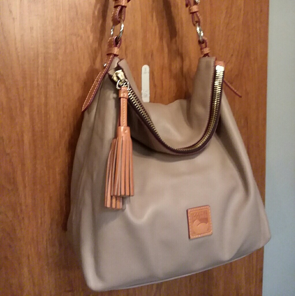 Dooney & Bourke Taupe Hobo handbag, w/ key fob
